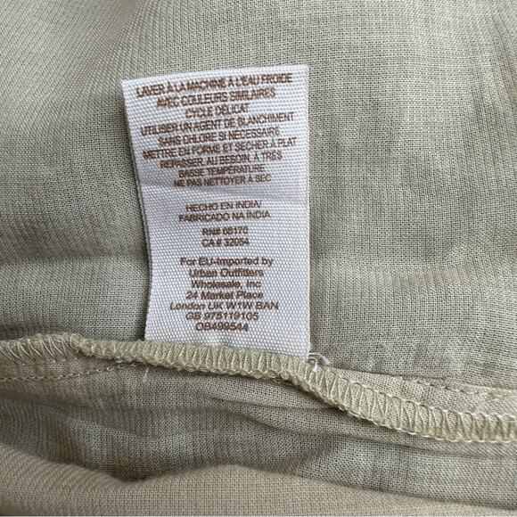 FREE PEOPLE Boho Printed Natural Long Sleeve Janpath Romper Shorts  Women’s Sz M - Picture 13 of 16